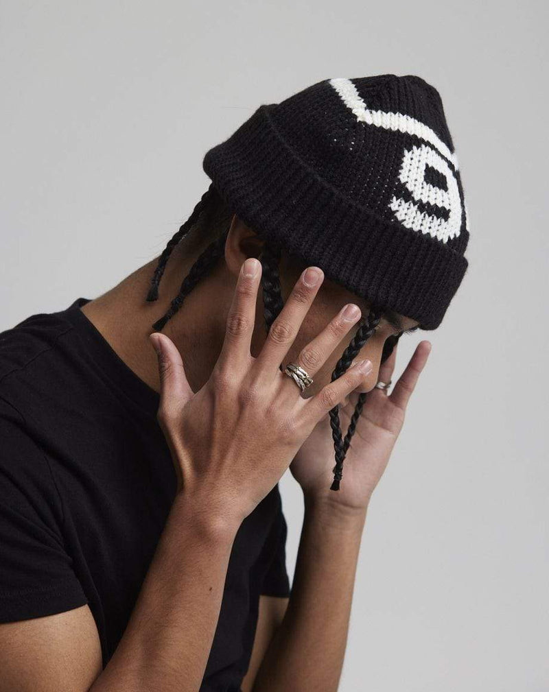 D-STRUCT JOR MEN'S NUMBERED BEANIE | BLACK