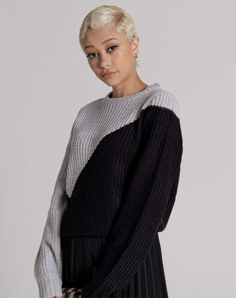 D-STRUCT MANNI UNISEX CREW NECK COLOUR BLOCK JUMPER - WHITE
