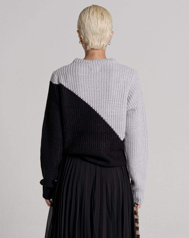 D-STRUCT MANNI UNISEX CREW NECK COLOUR BLOCK JUMPER - WHITE
