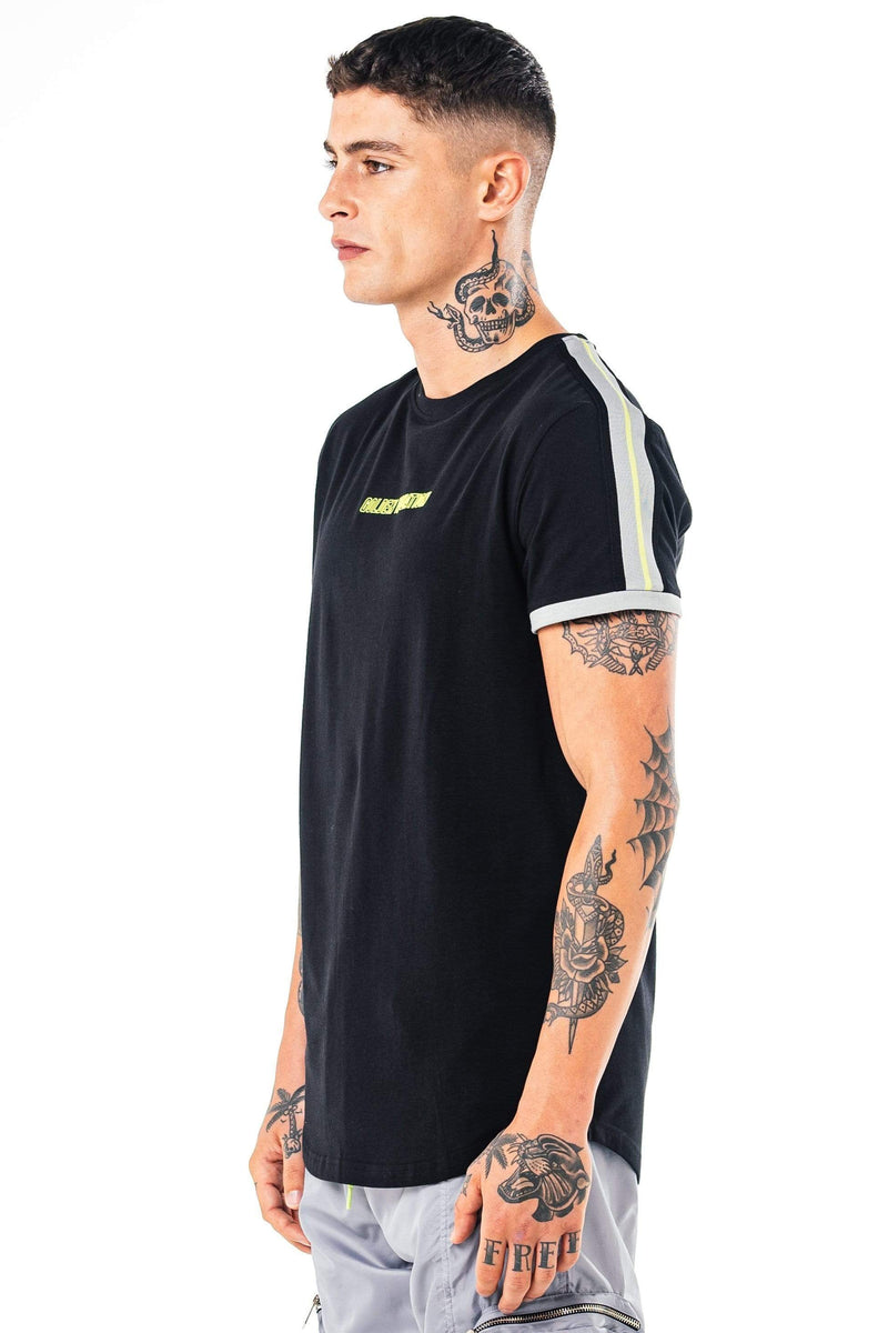 Golden Equation Golden Equation Yopal Knit Tape Design Men's T-Shirt - Black